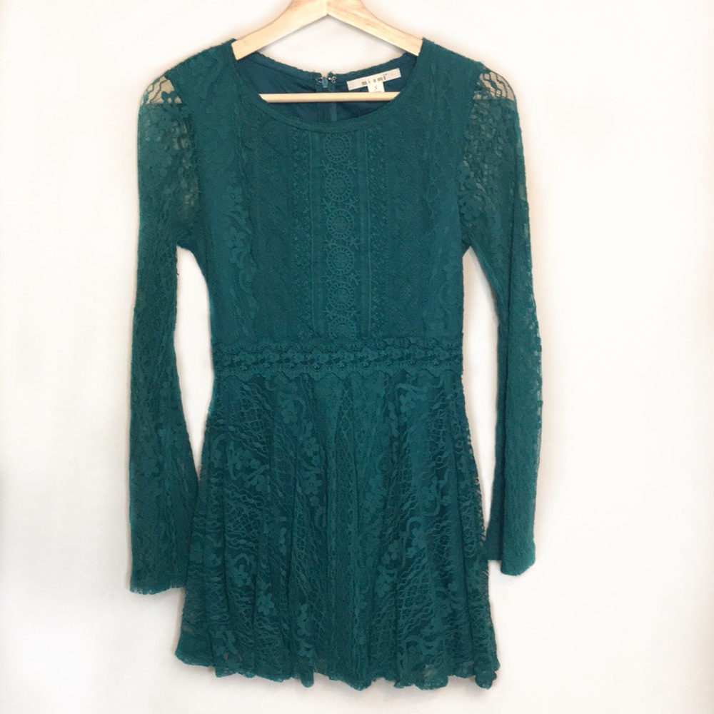 Miami | Long Sleeve Lace Skater Dress Size Small